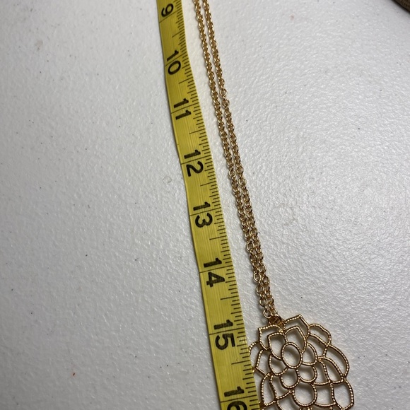 Avon Gold Tone Filigree Necklace and  Pierced Earrings Set - Picture 5 of 8